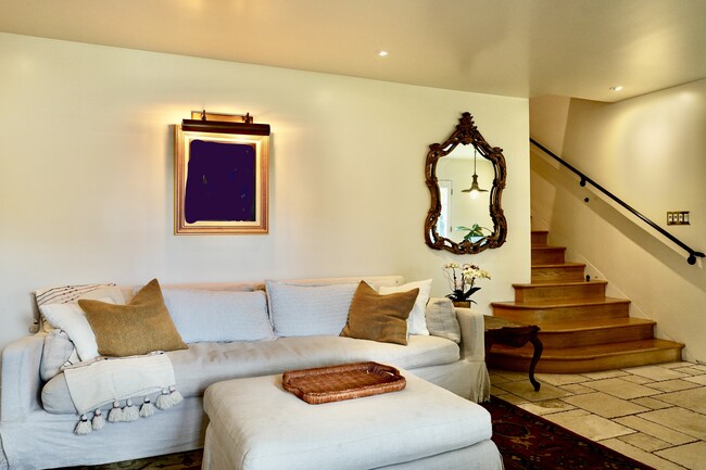 Living Room - 89 Rivo Alto Canal