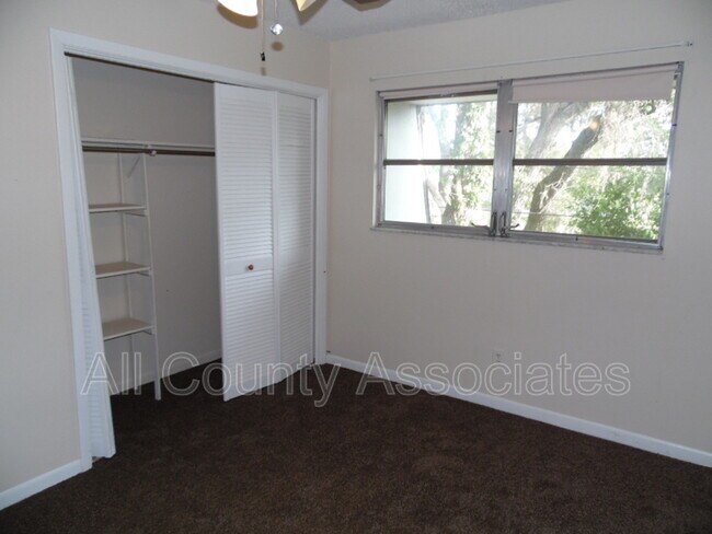 Foto del edificio - 3425 Tricon Ln