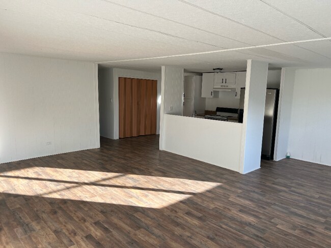 Foto del edificio - 3323 Kittles St