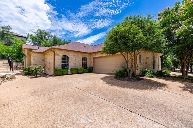Building Photo - 1305 Delsie Dr