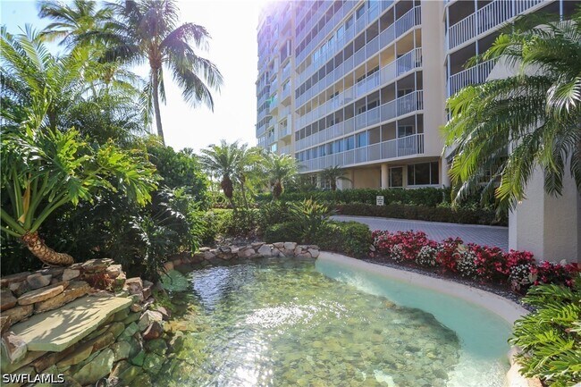Foto del edificio - 4041 Gulf Shore Blvd N