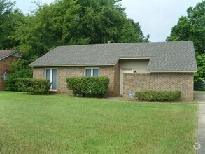 Building Photo - 2926 Susan Dr