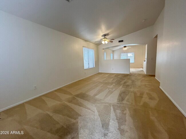 Foto del edificio - 8571 W Vogel Ave