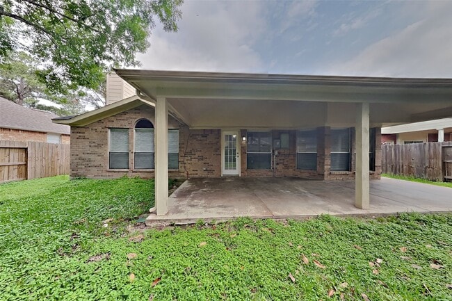 Building Photo - 17111 Cradle Cove Ct