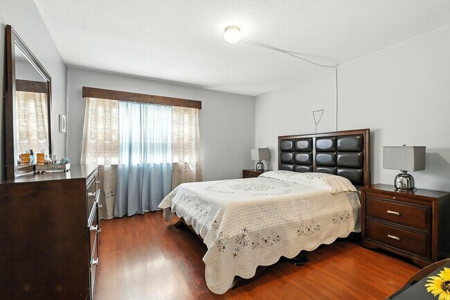 Foto del edificio - 1532 Prairie Grove Dr