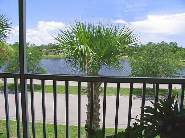 Foto del edificio - 12330 Notting Hill Ln