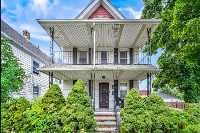 Building Photo - 4105 E 64th St