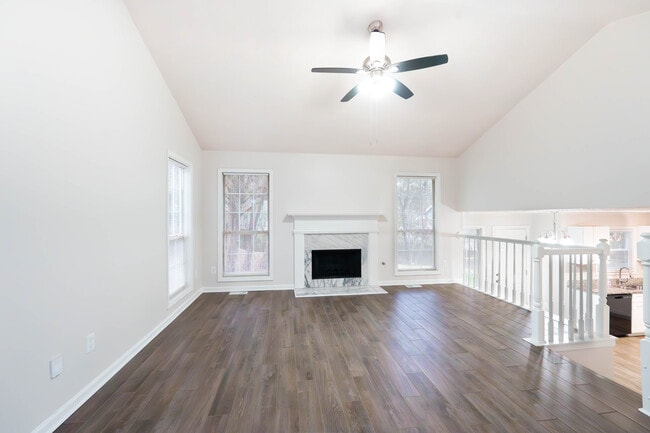 Building Photo - 1195 Kibbe Cir NW