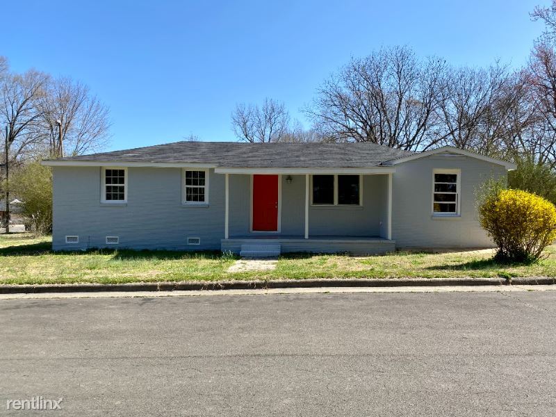 Primary Photo - 4 br, 2 bath House - 203 Chelsea Lane