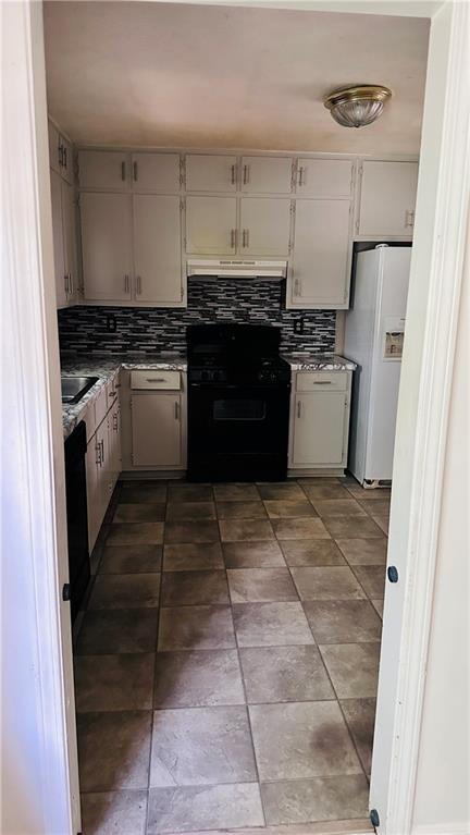 Building Photo - 975 Memory Ln
