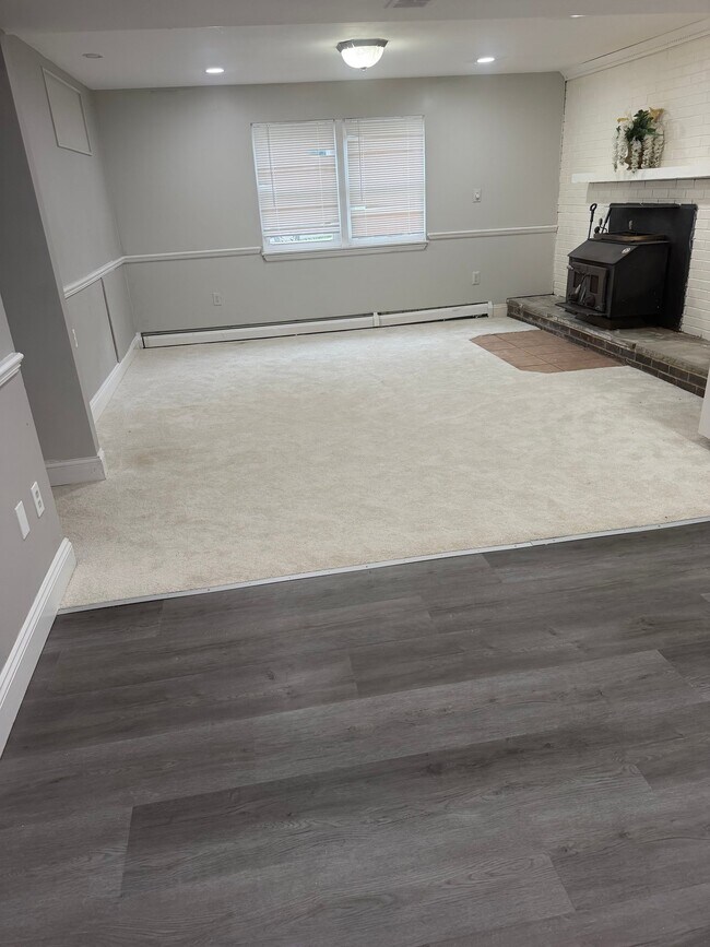 Building Photo - 4812 Kentbury Ct