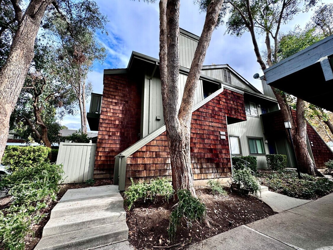 Foto principal - Cozy and Rustic 1 bedroom, 1 bathroom cond...