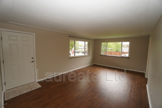 Foto del edificio - 2258 W Maplewood Ave