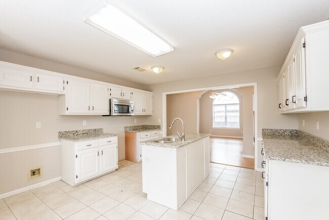 Foto del edificio - 4663 Shadow Field Ln