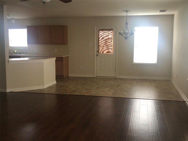 Building Photo - 9539 Prairie Dale Ct