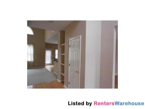 Building Photo - 1160 Windbrooke Dr