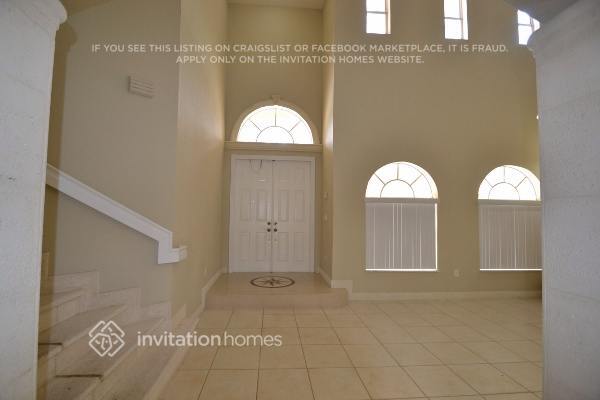 Building Photo - 6664 SW 163rd Pl
