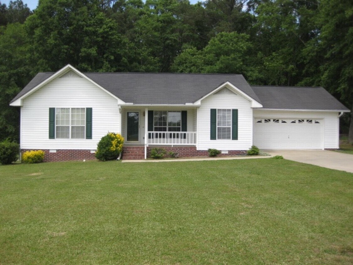 Primary Photo - 2750 US Hwy 278 E