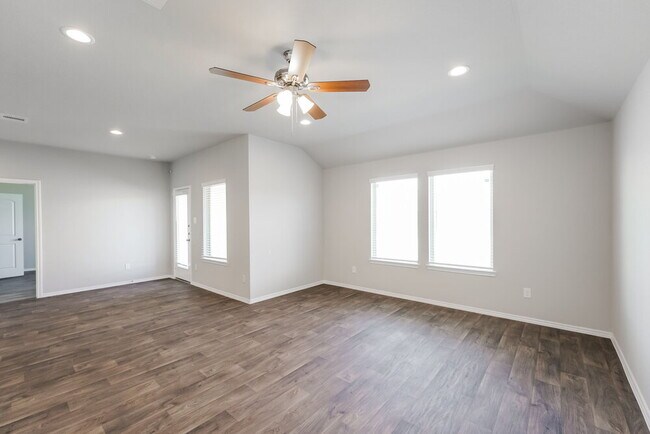 Foto del edificio - 21302 Brookwood Cres Dr