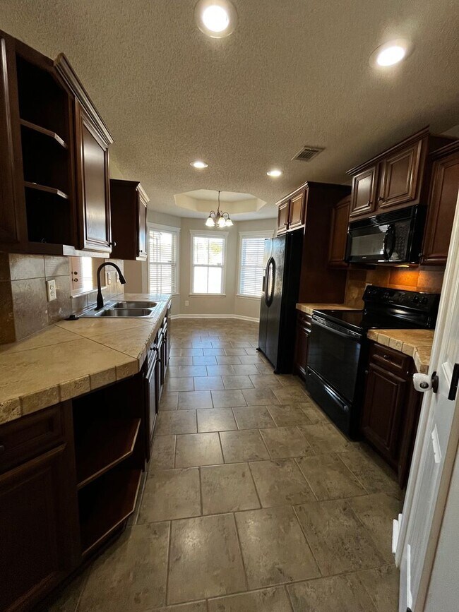 Foto del edificio - 104 Piedmont Ln