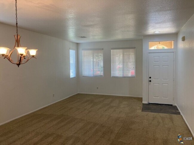 Building Photo - 1248 D Hinojosa St