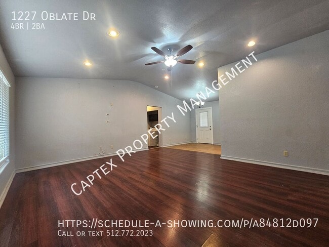 Building Photo - 1227 Oblate Dr