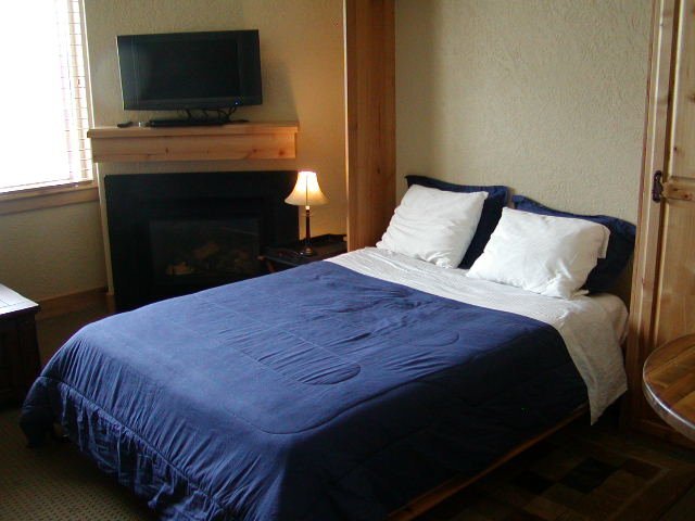 Building Photo - 2669 Canyons Resort Dr