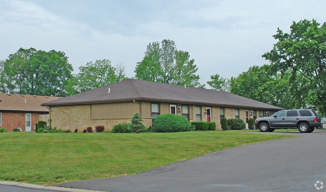 Primary Photo - 8490 Woodgrove Dr