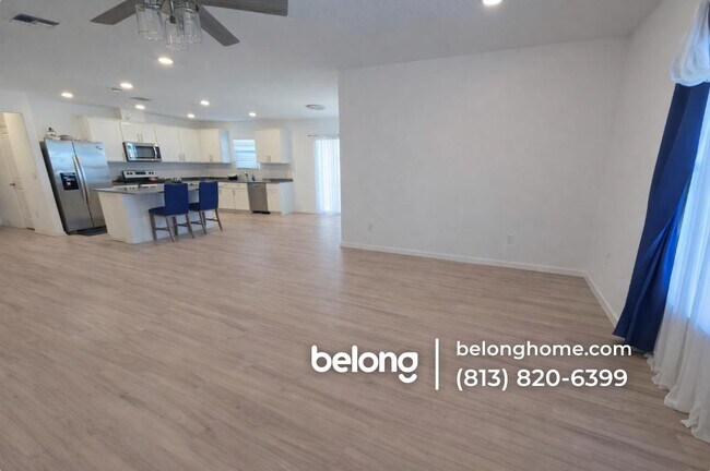 Building Photo - 9549 Summers Cay Cir