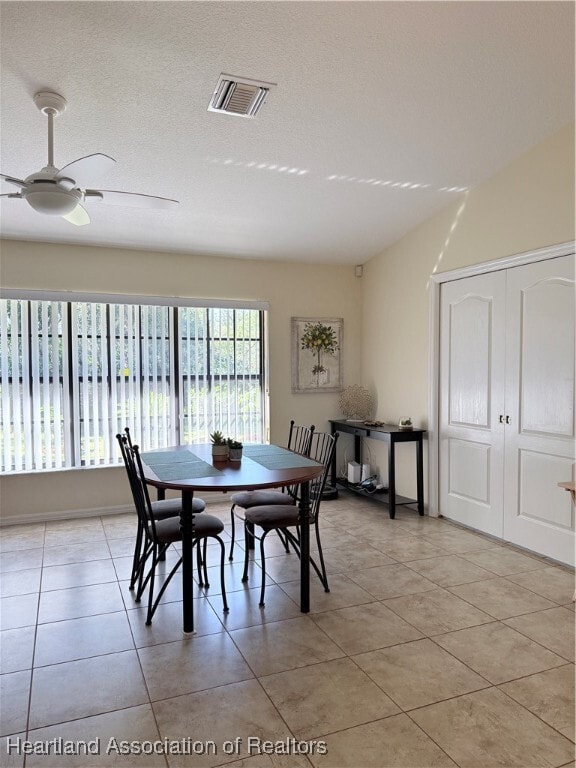 Foto del edificio - 2905 W County Line Rd