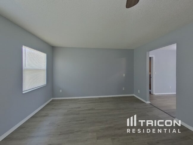 Building Photo - 152 Mante Dr