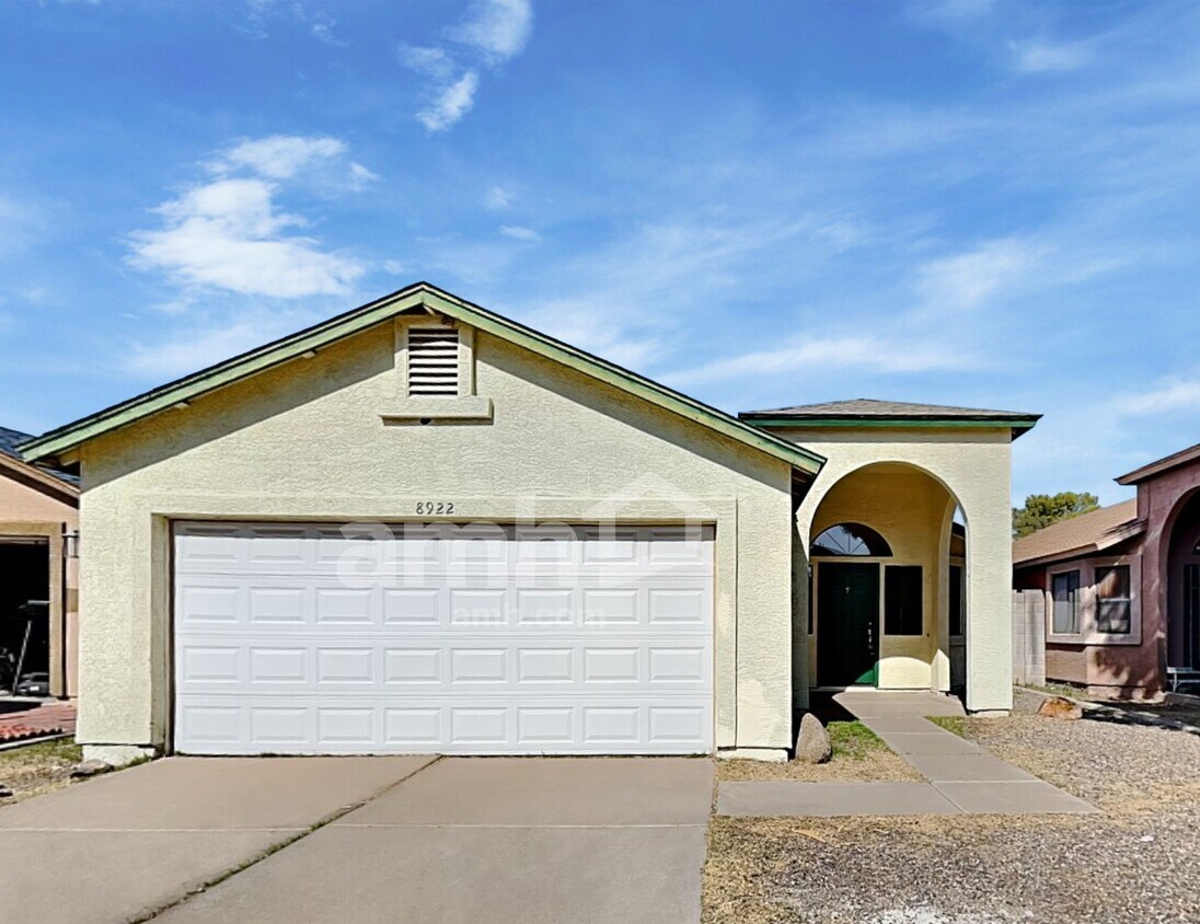 Foto principal - 8922 W Vale Dr