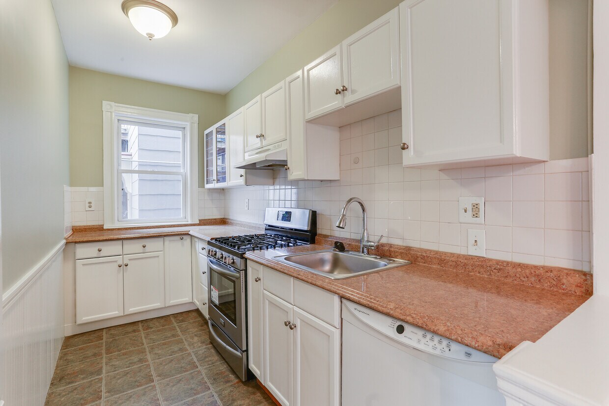 Primary Photo - 59 Boylston St