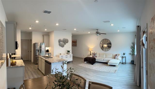 Building Photo - 1122 Bowie Dr