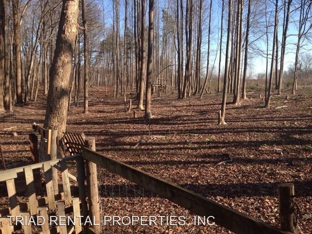 Foto del edificio - 3 br, 1 bath House - 6047 SUSAN DR.