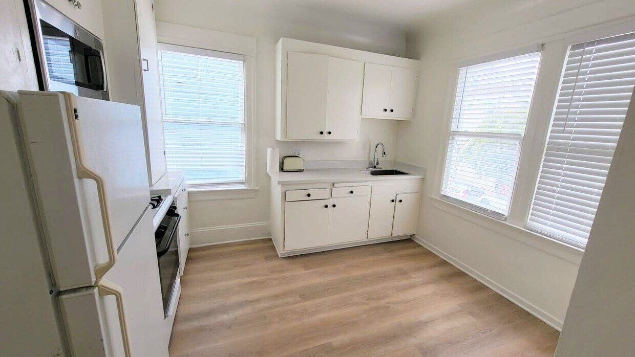 Foto principal - 2114 Ashby Ave