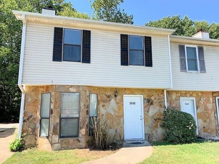 Primary Photo - 3640 Hopkins Ct