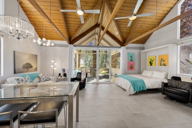 Building Photo - 46750 Mountain Cove Dr