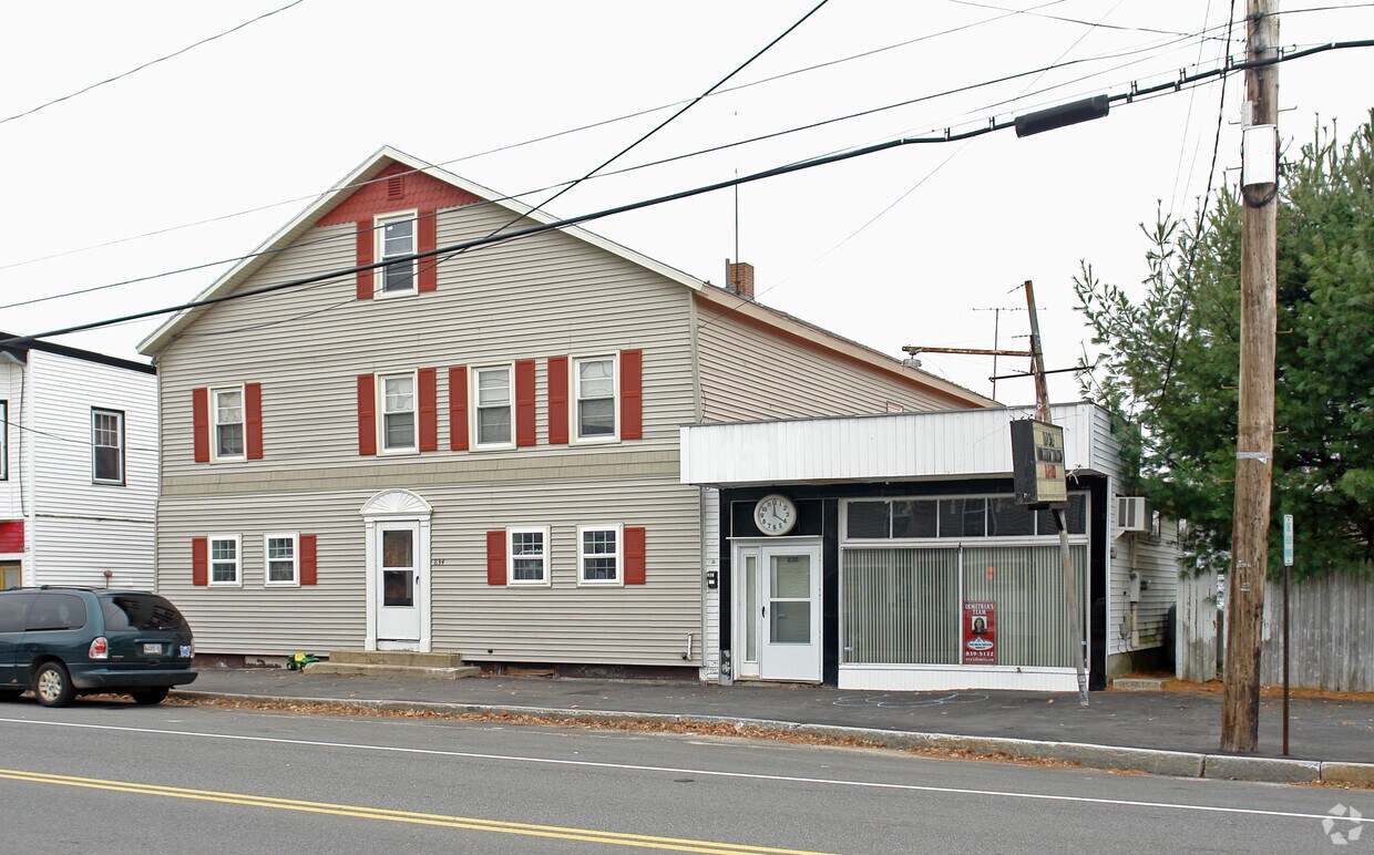 Building Photo - 834 Gray Rd