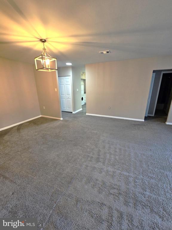 Foto del edificio - 6711 Park Heights Ave