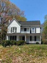 Building Photo - 522 Walnut St