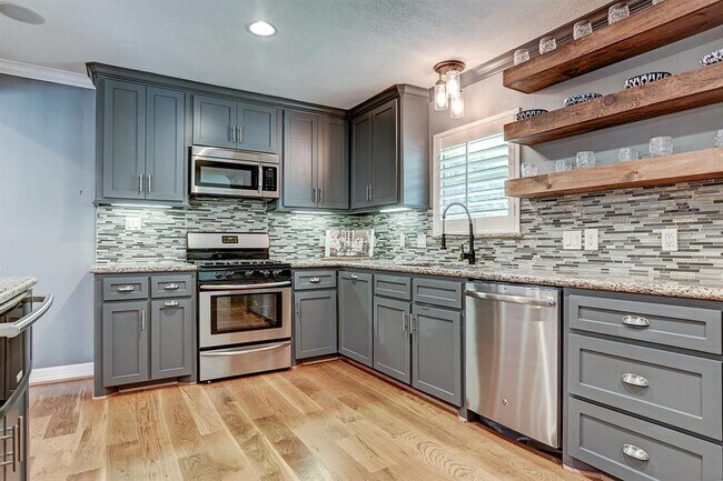 Building Photo - 4801 Willowbend Blvd