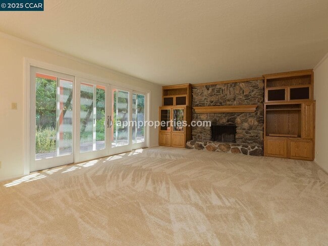Building Photo - 235 St Christopher Dr