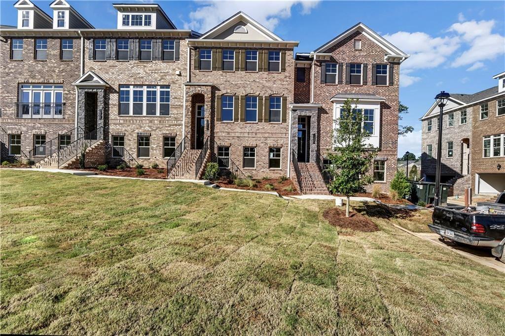 1318 Harris Way S, Brookhaven, GA 30319 Townhome Rentals in