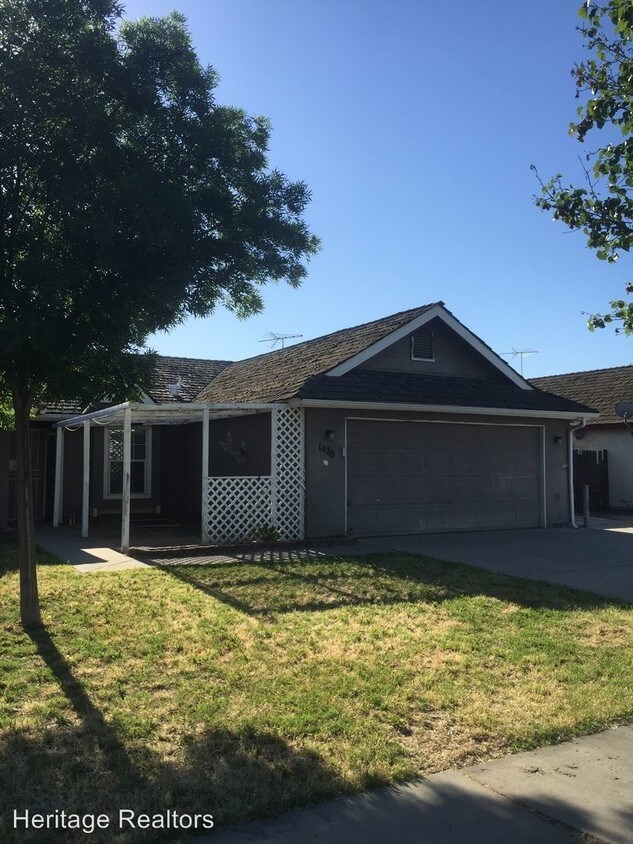 Foto principal - 1470 Oakwood Ct