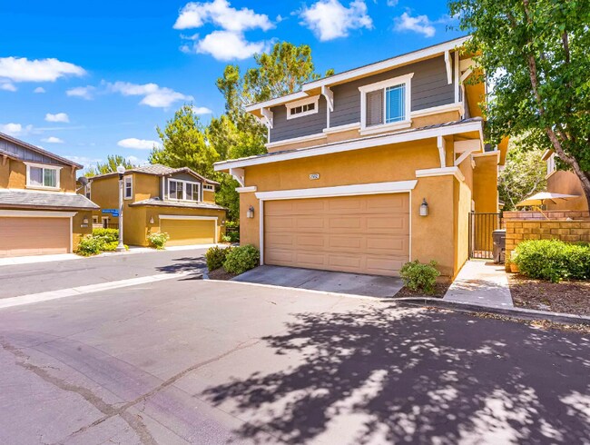 Foto del edificio - 2562 Kenwood Ct