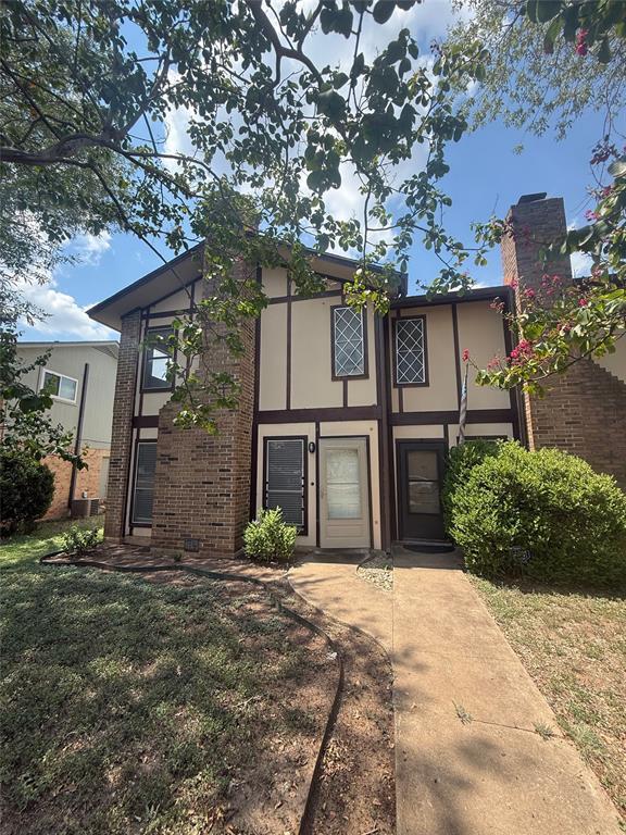 Foto principal - 6016 Westcreek Dr