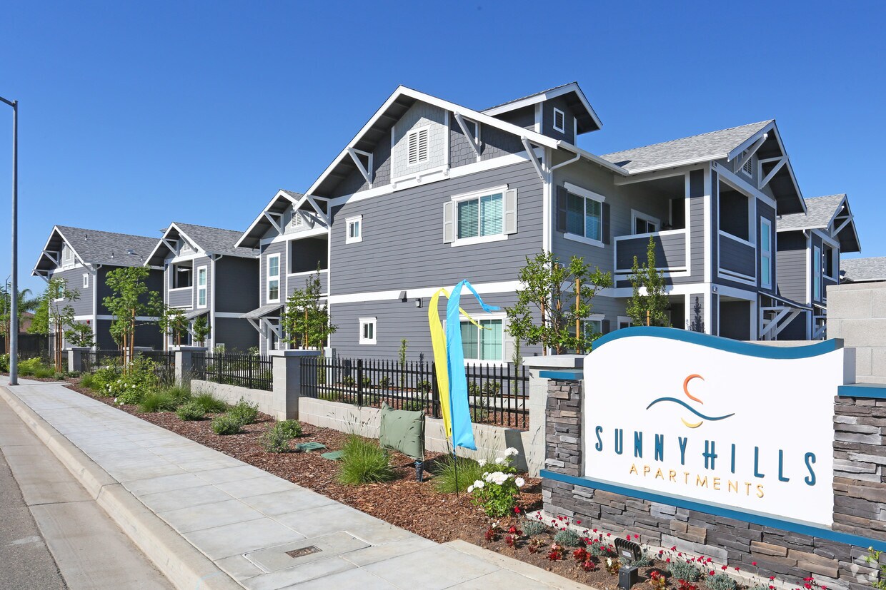Sunnyhills Apartments Clovis, CA