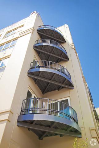 Balcón - Maxwell Apartments