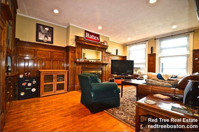 Foto del edificio - 1793 Beacon St